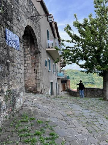 Casa Angolo Cantina Nel Castello Apartment Montegiovi Exterior photo